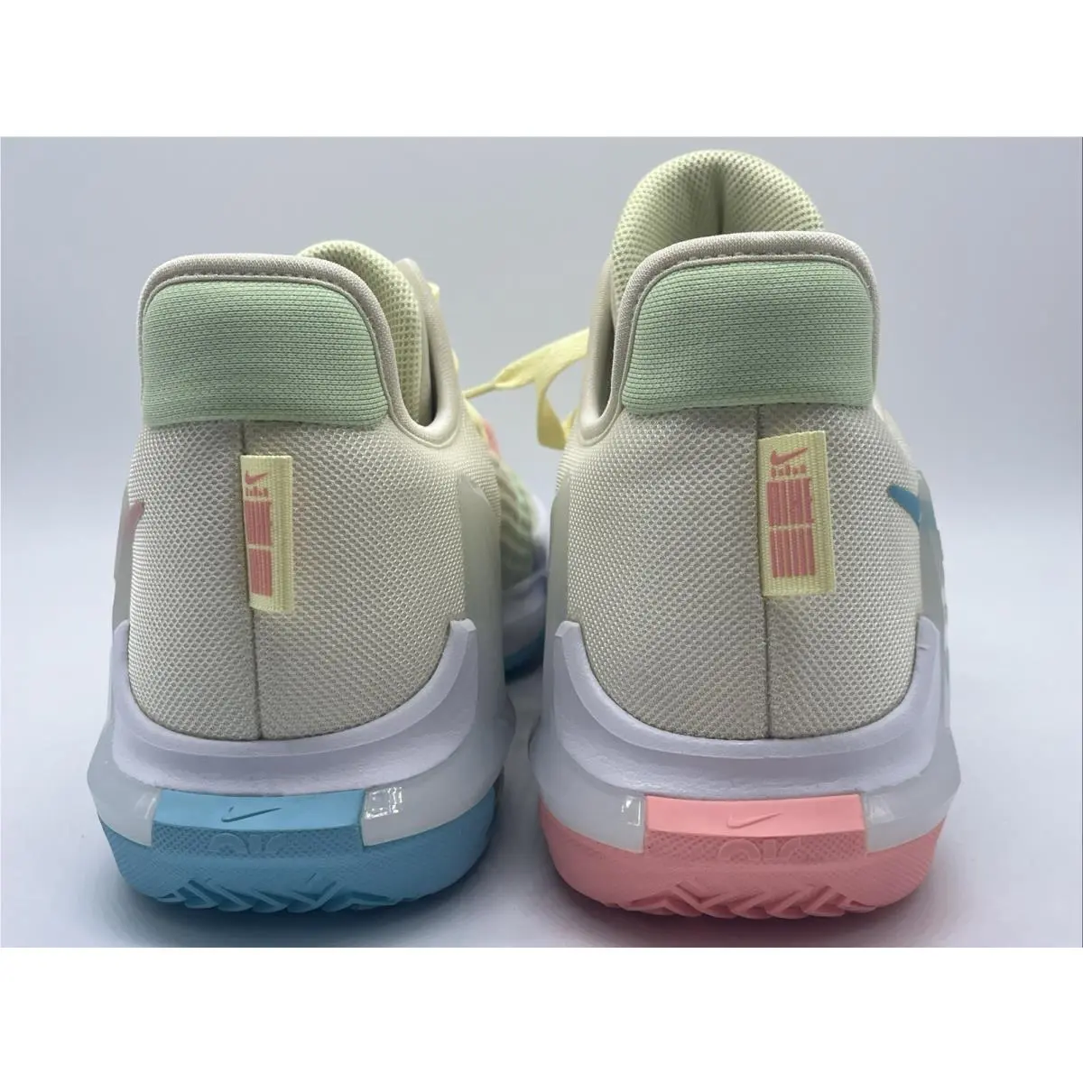Nike shoes - Nike LeBron Witness - LeBron Witness - Yellow 3
