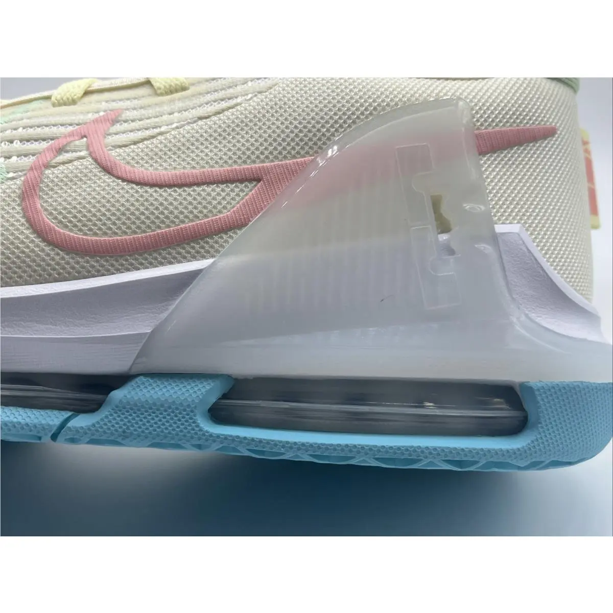 Nike shoes - Nike LeBron Witness - LeBron Witness - Yellow 8