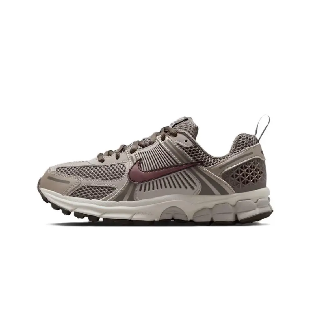 Nike shoes - HF6998 200 - HF6998 200 - Taupe Haze/Tattoo-Silt Red 0