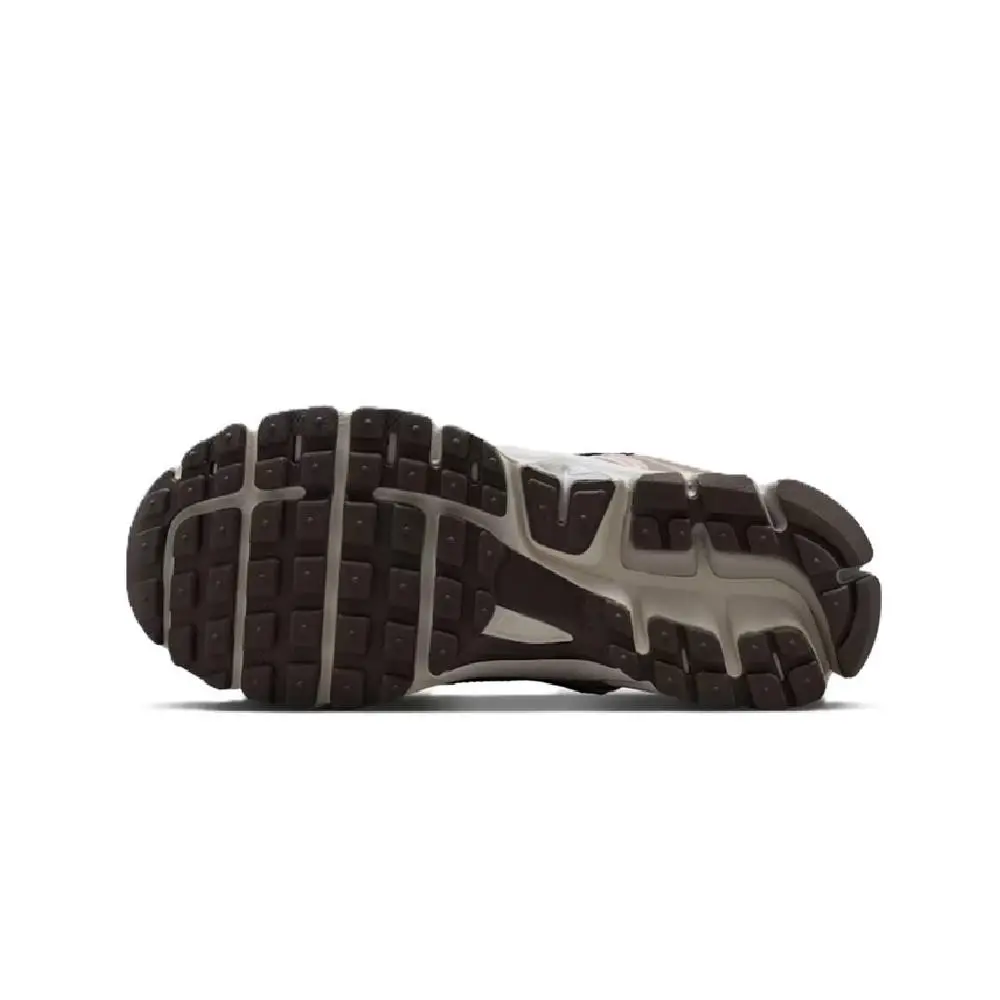 Nike shoes - HF6998 200 - HF6998 200 - Taupe Haze/Tattoo-Silt Red 3