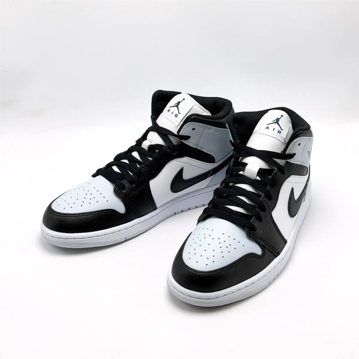 Nike shoes - Air Jordan 1 Mid - Air Mid - DQ8426 002 - Black 0