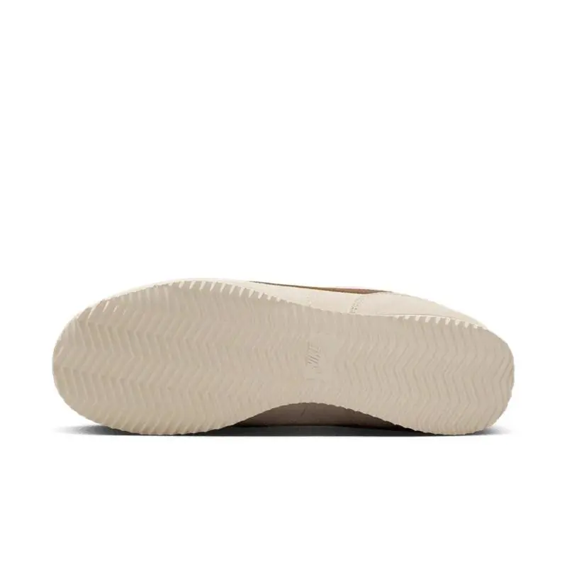 Nike shoes - IB1857 100 - IB1857 100 - LT Orewood Brn/Fauna Brown 2