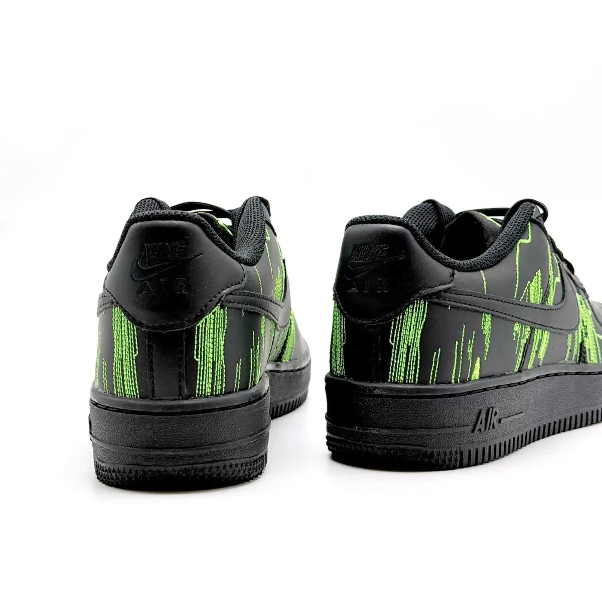 Nike shoes - Black 2
