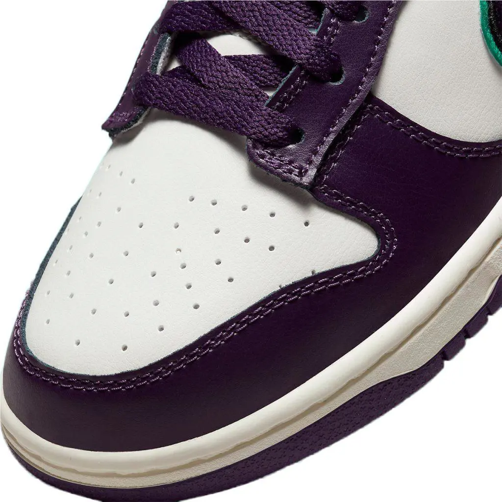 Nike shoes - DQ7683 100 - DQ7683 100 - Sail/Grand Purple 6