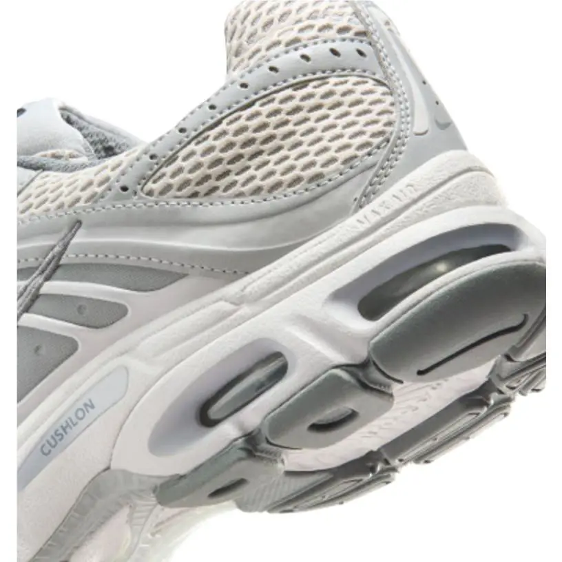 Nike shoes - Wolf Grey & Vast Grey 4