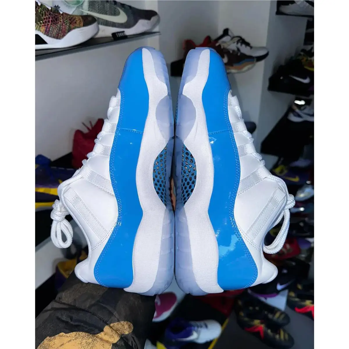 Nike shoes - Air Jordan Retro - Air Retro - FV5104-100 - Blue 1