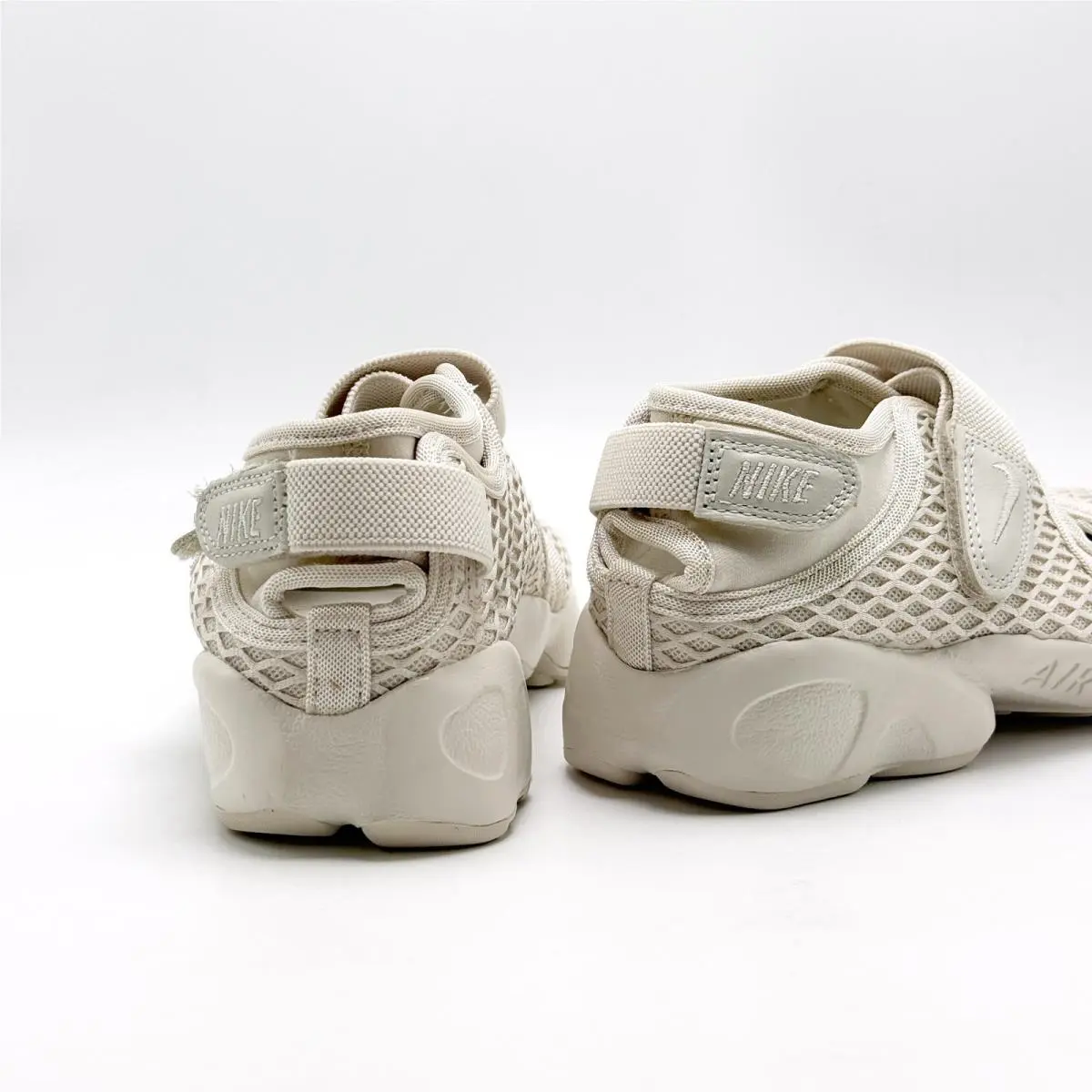 Nike shoes - HM8288100 - HM8288 100 - Brown 2