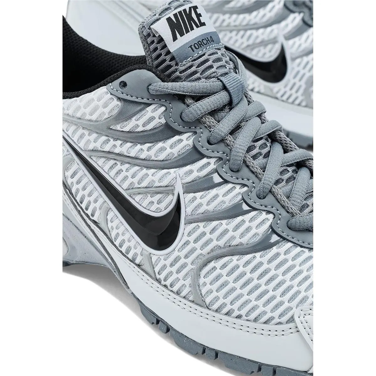 Nike shoes - Black/Metallic Silver/Pink Flash 32
