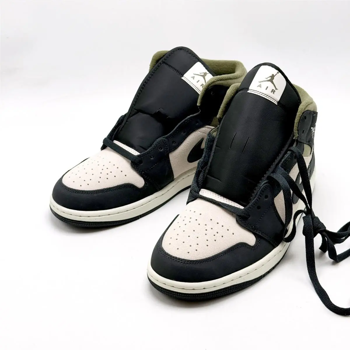 Nike shoes - Air Jordan 1 Mid SE - HV4091 102 - Brown 5