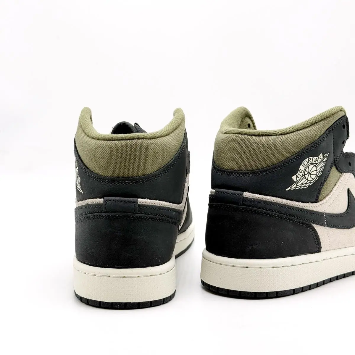 Nike shoes - Air Jordan 1 Mid SE - HV4091 102 - Brown 7
