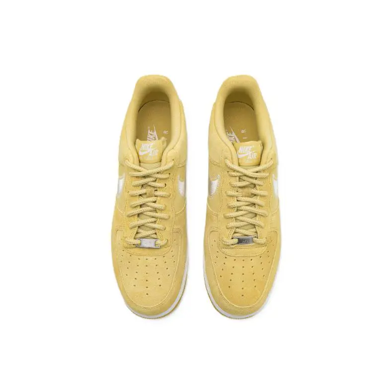 Nike shoes - Buff Gold/Sail 2