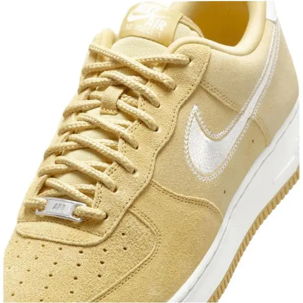 Nike shoes - Buff Gold/Sail 3