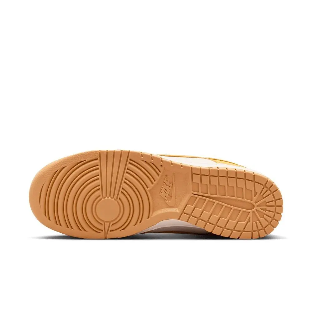 Nike shoes - HF4867 739 - HF4867 739 - University Gold 4