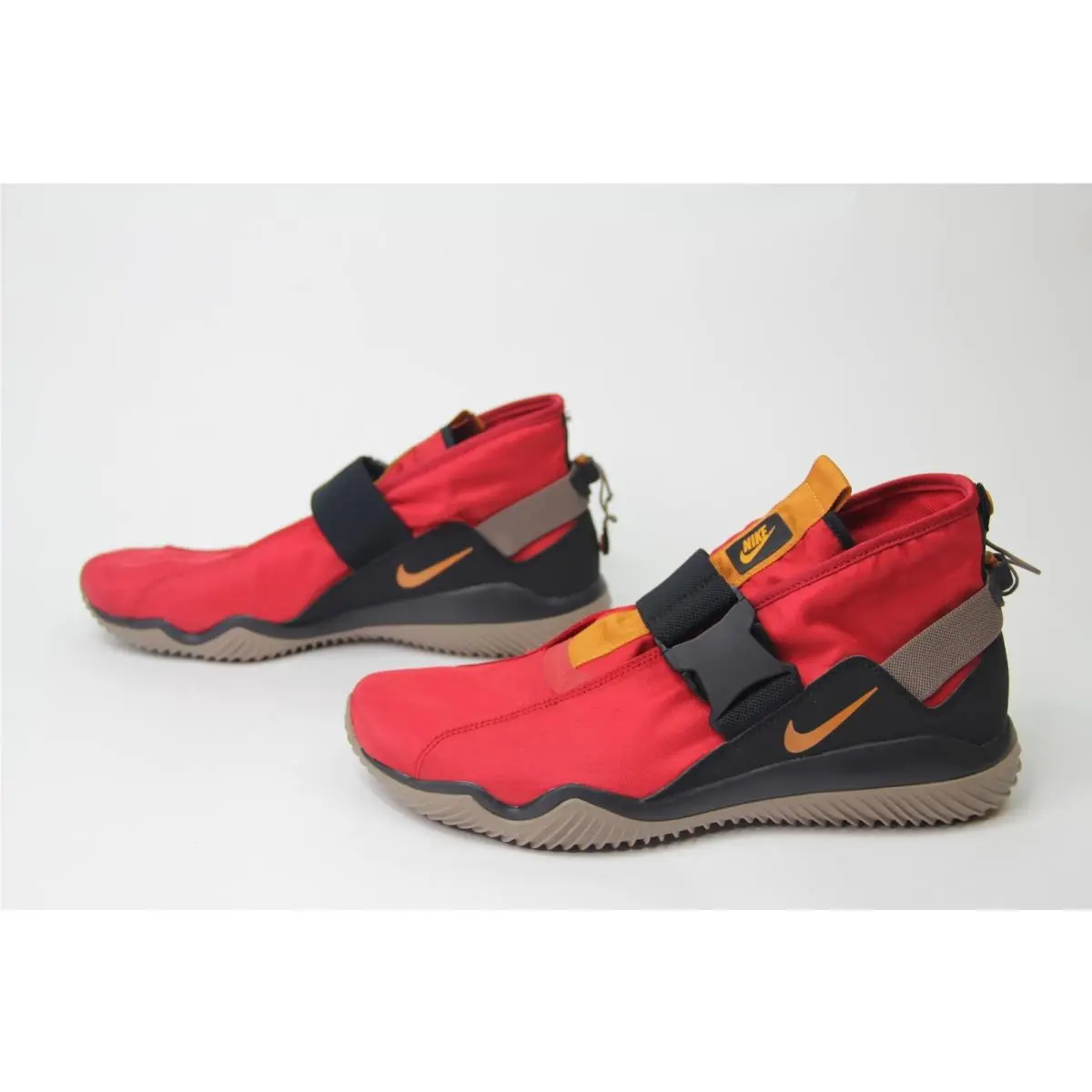 Nike shoes - Nike Komyuter ESS - Komyuter ESS - AQ8131-600 - Red, Manufacturer: Gym Red Monarch Black 1