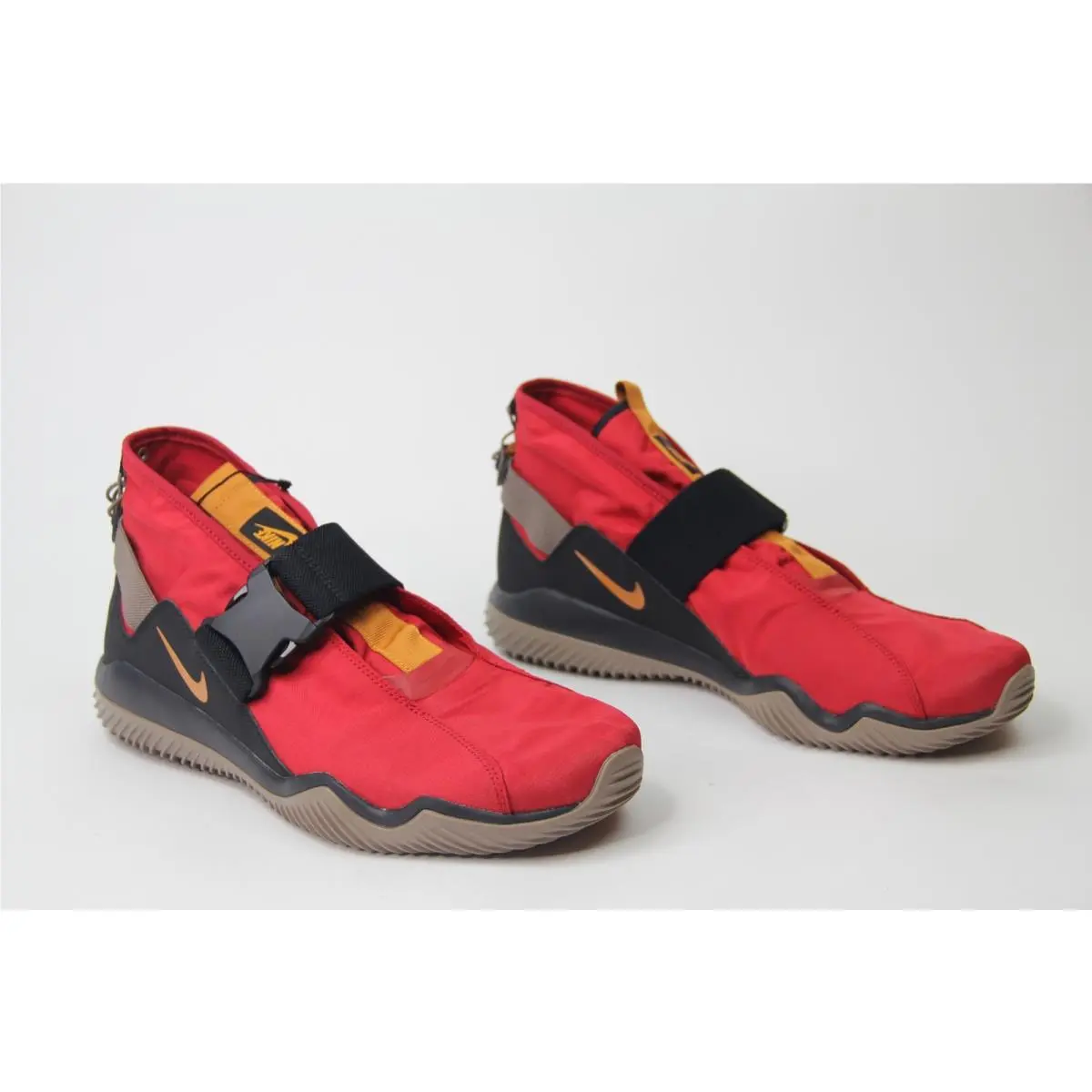Nike shoes - Nike Komyuter ESS - Komyuter ESS - AQ8131-600 - Red, Manufacturer: Gym Red Monarch Black 17