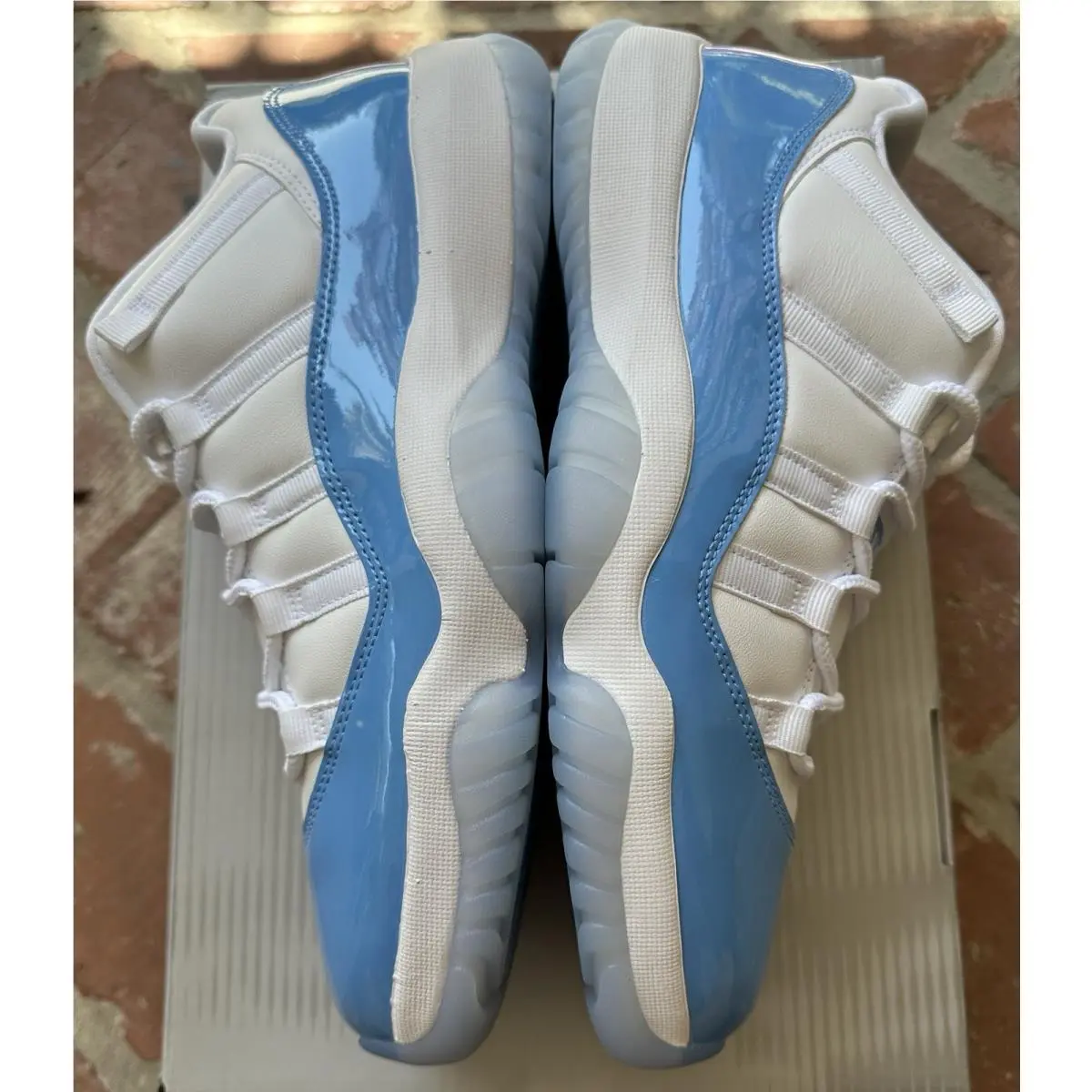Nike Air Jordan 11 Retro Low University Blue Sneakers FV5104 100 Size 10.5 - White