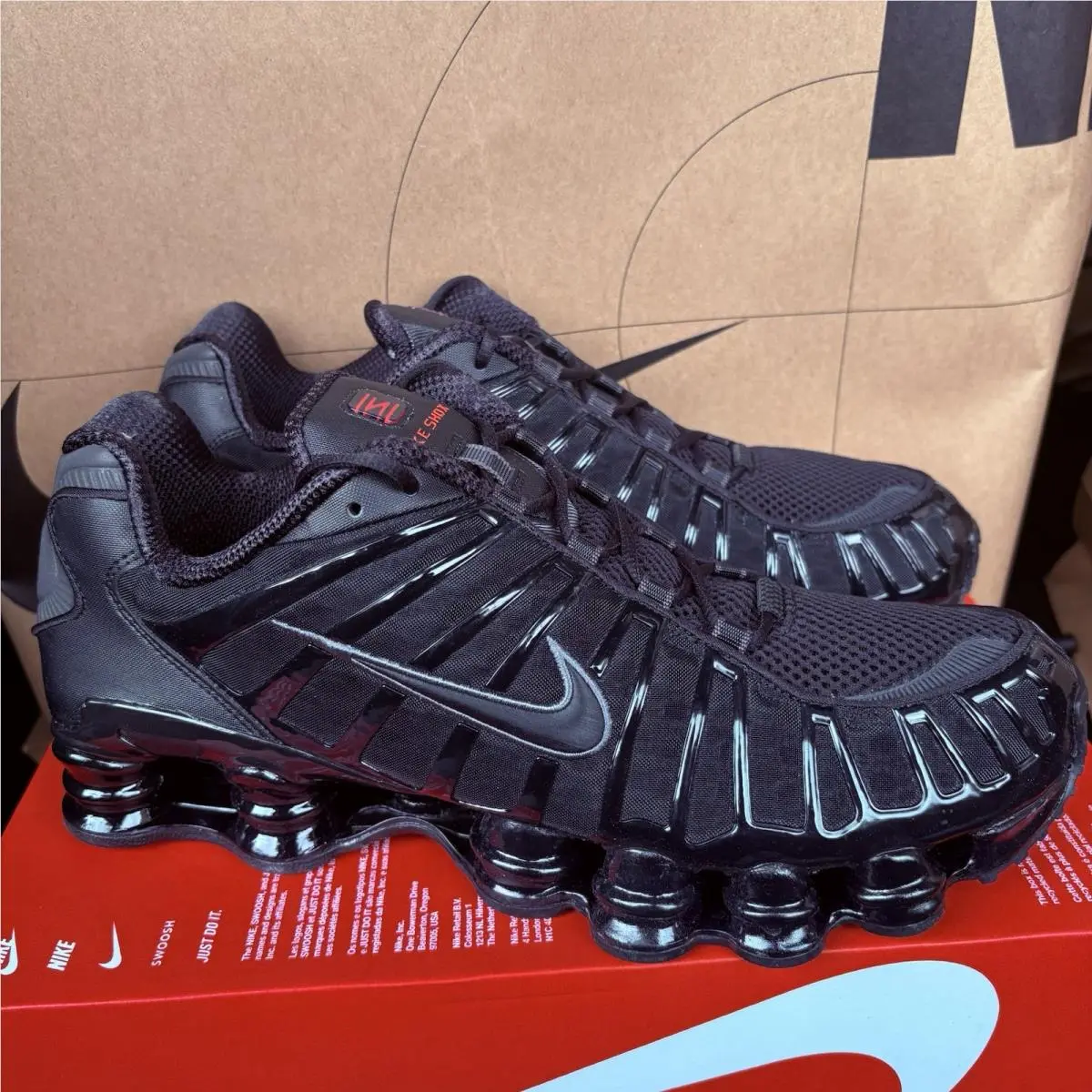 Shox TL Triple Black Metallic Hematite Nby AV3595 002 Men`s Size 10.5 by Nike