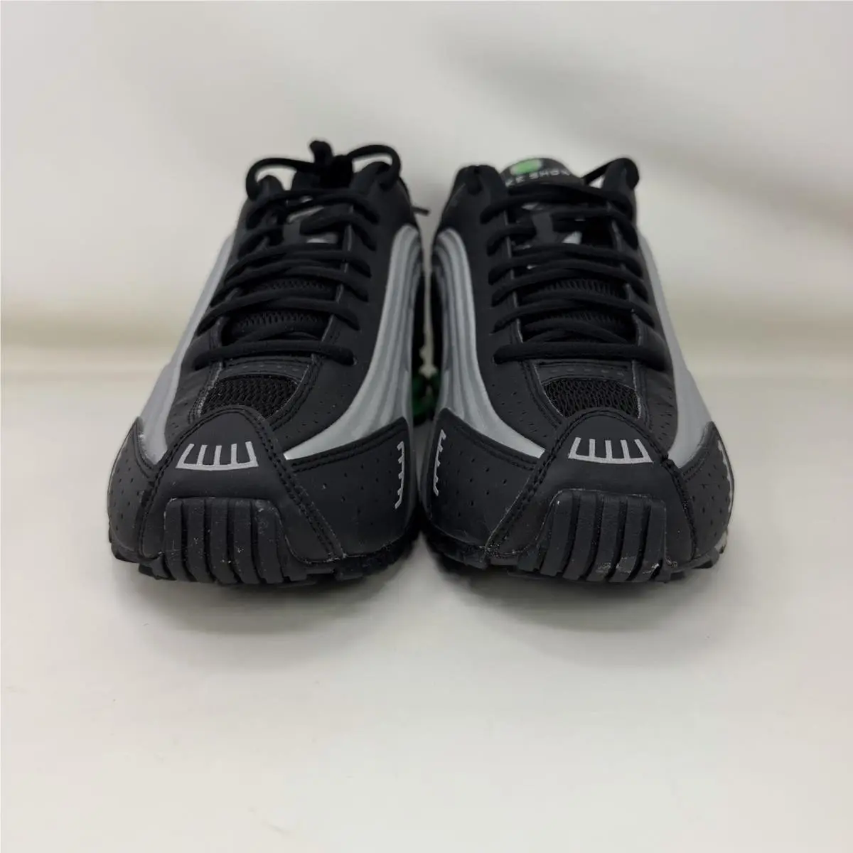 Nike shoes - Nike Shox R4 - Shox - HQ1988-006 - Black 1
