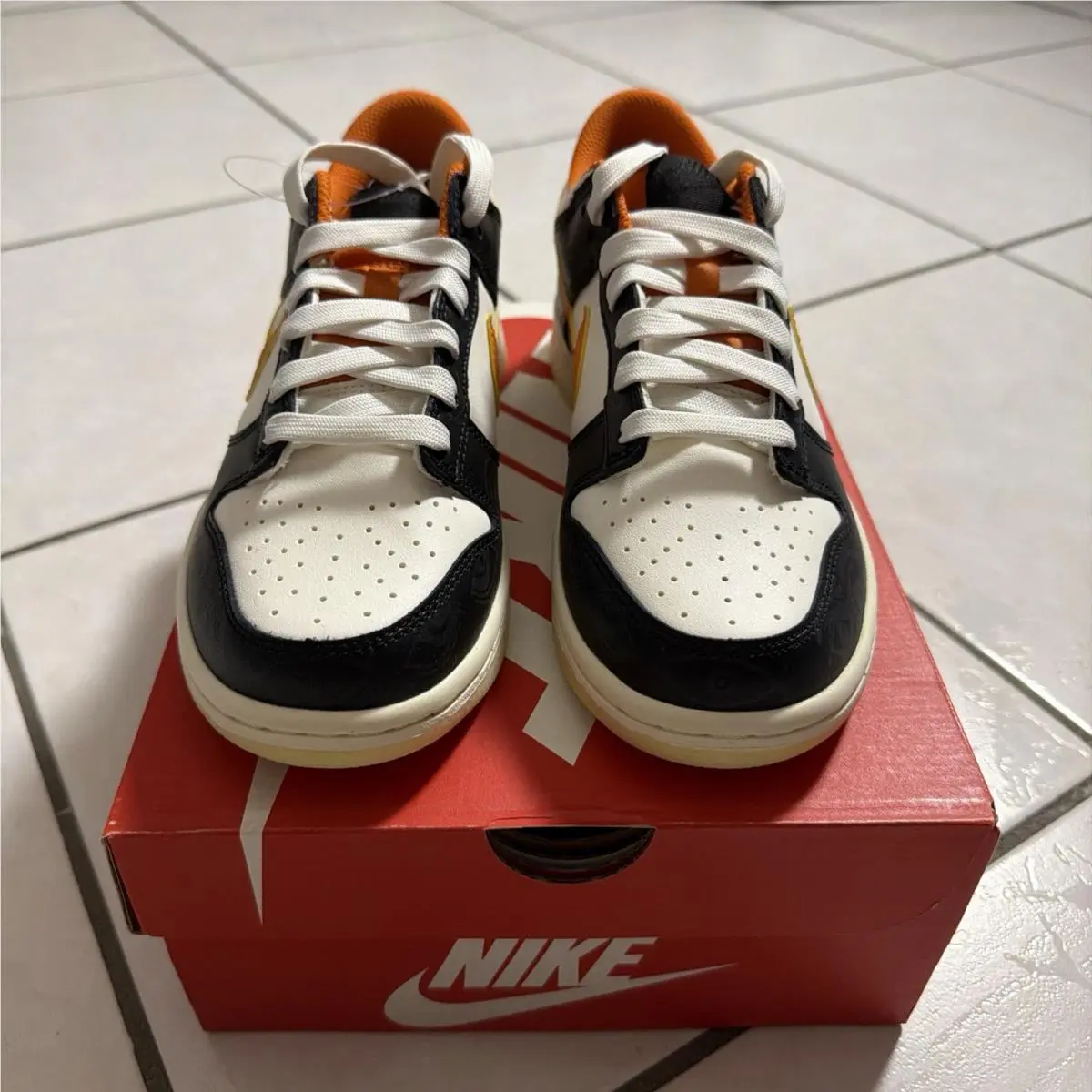 Nike shoes - Nike Dunk Low Retro PRM - DO3806-100 - SAIL/STARFISH-BLACK 0