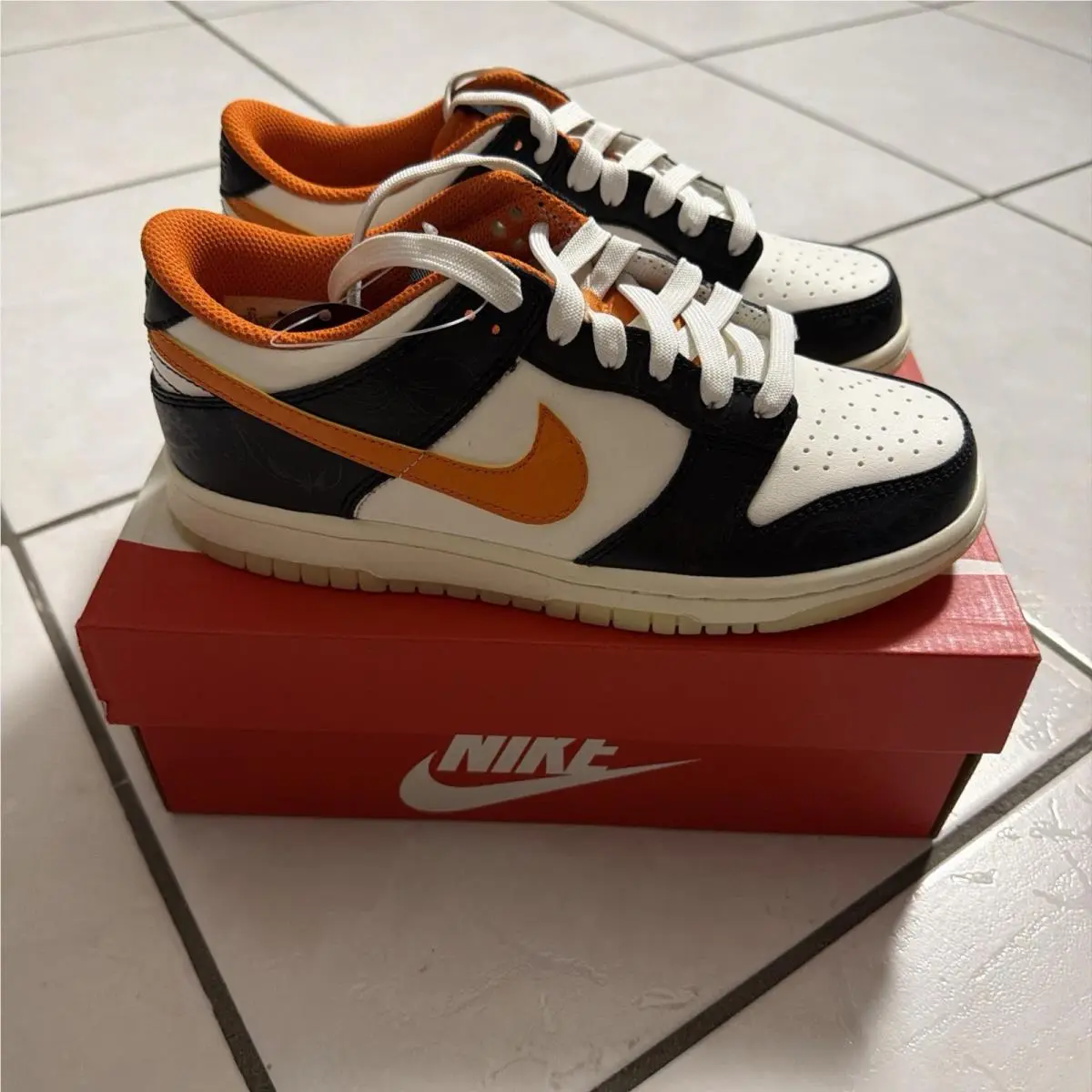 Nike shoes - Nike Dunk Low Retro PRM - DO3806-100 - SAIL/STARFISH-BLACK 1