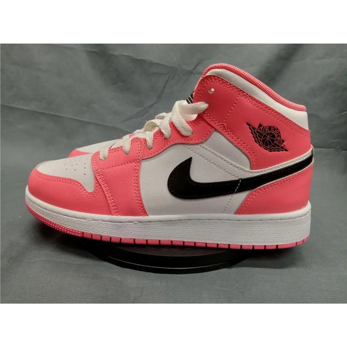 Nike shoes - Jordan Air 1 Mid GS - DQ8423 602 - Pink (UPC: 198726562022) 3