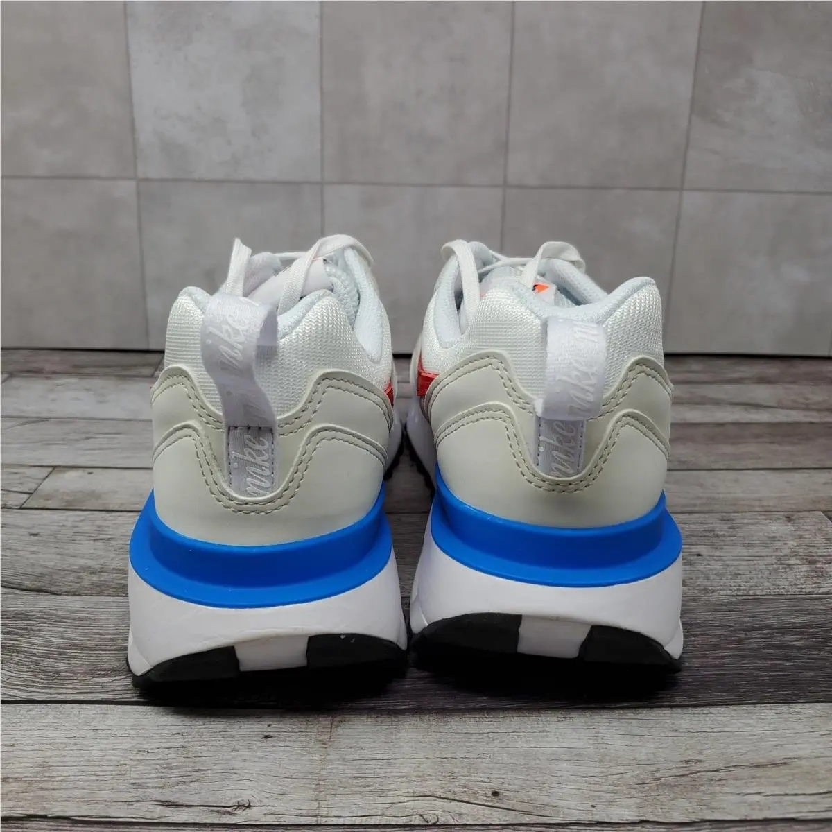 Nike shoes - Nike Air Max Dawn - Air Max Dawn - DM0013-100 - White 1