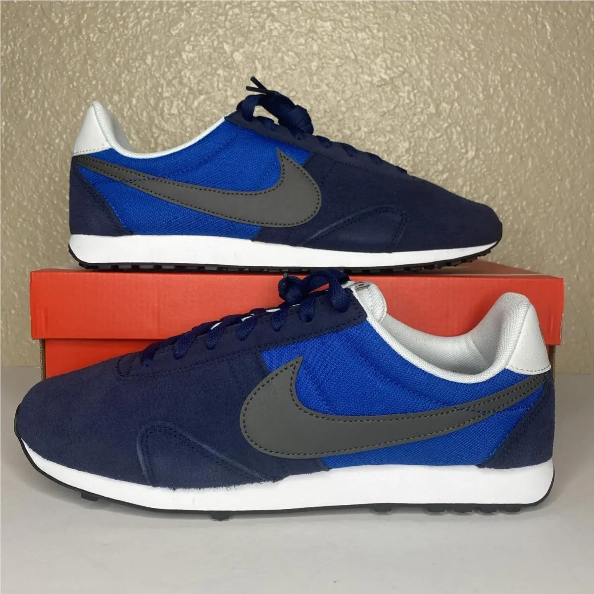 Pre Montreal 17 Obsidian Blue Men’s Size 11 898031-401 Shoes by Nike
