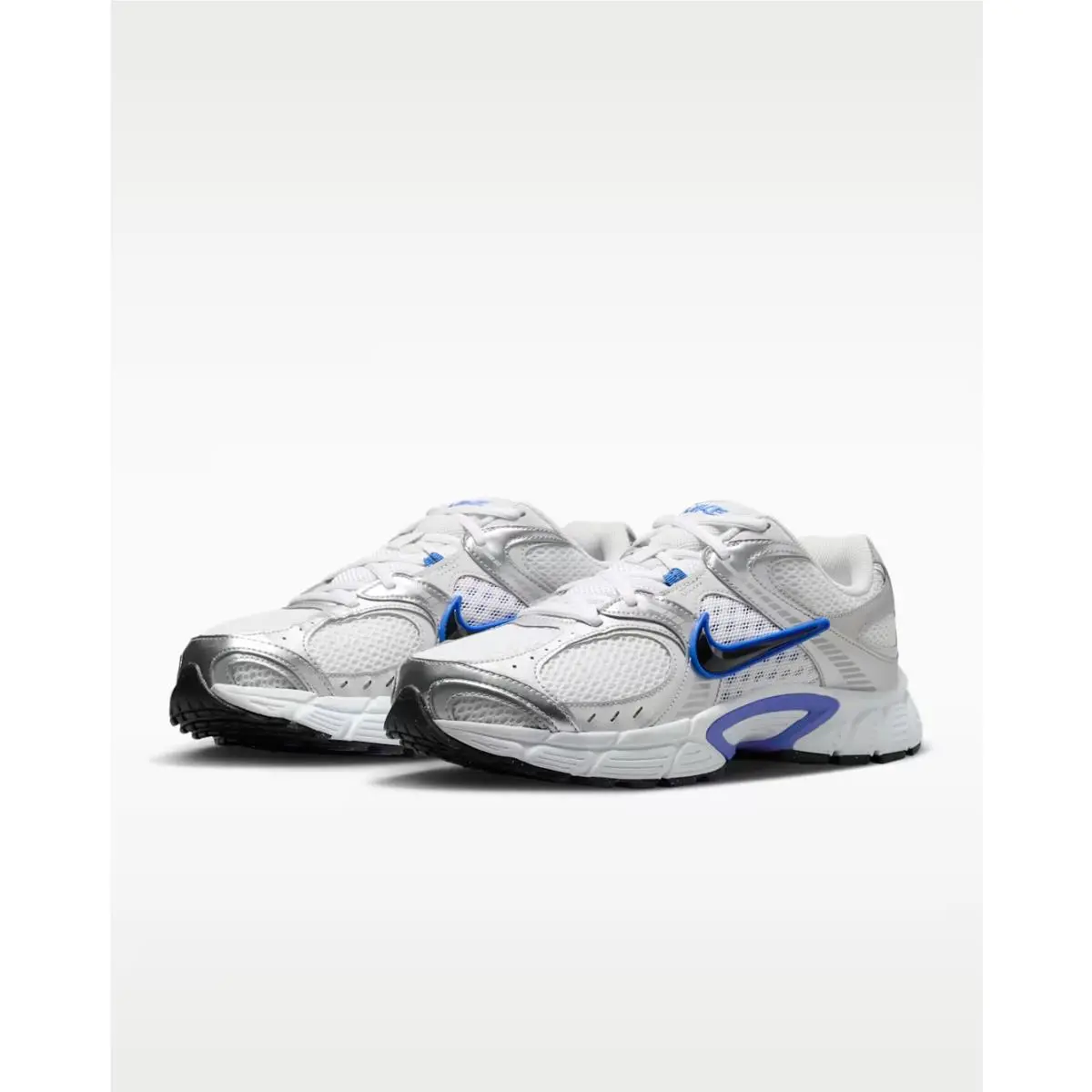 Nike V5 Rnr Men`s Casual Shoes HJ5228-103 White/grey/photon Dust/black Sz 11
