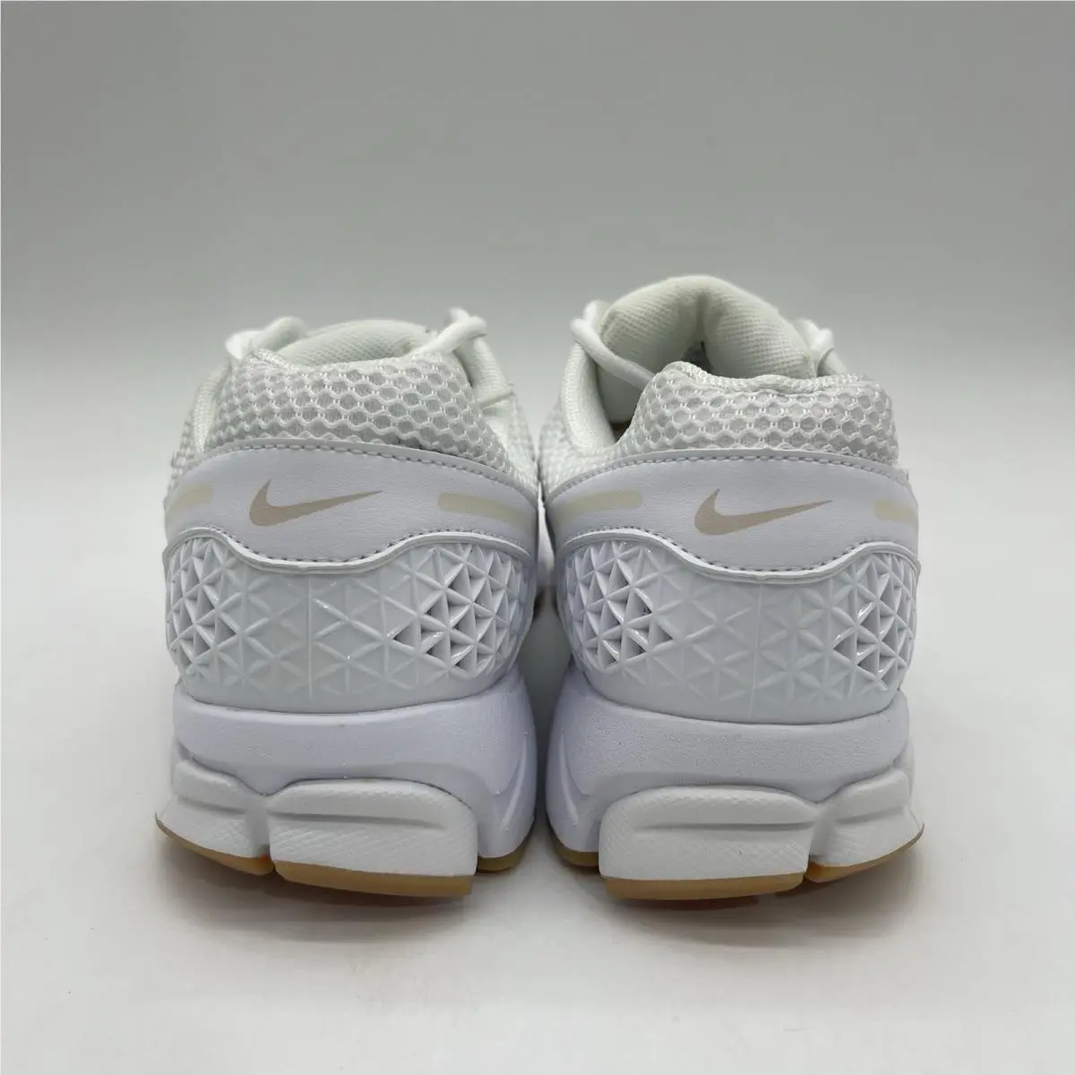Nike shoes - Nike Air Zoom Vomero 5 - FJ2028 104 - White 4