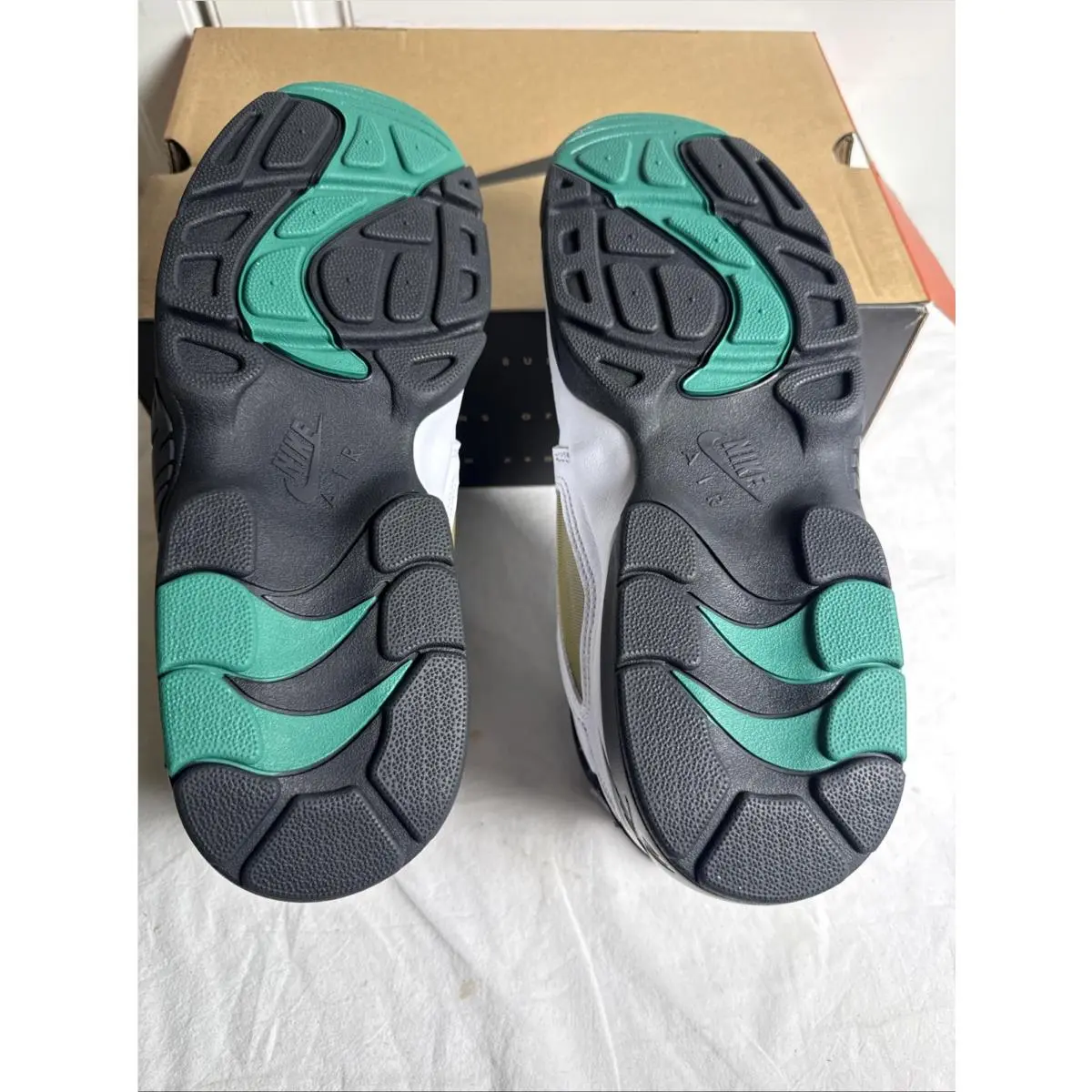 Nike shoes - Nike Air Diamond Turf - Air Diamond Turf - IB2240-001 - Black 2