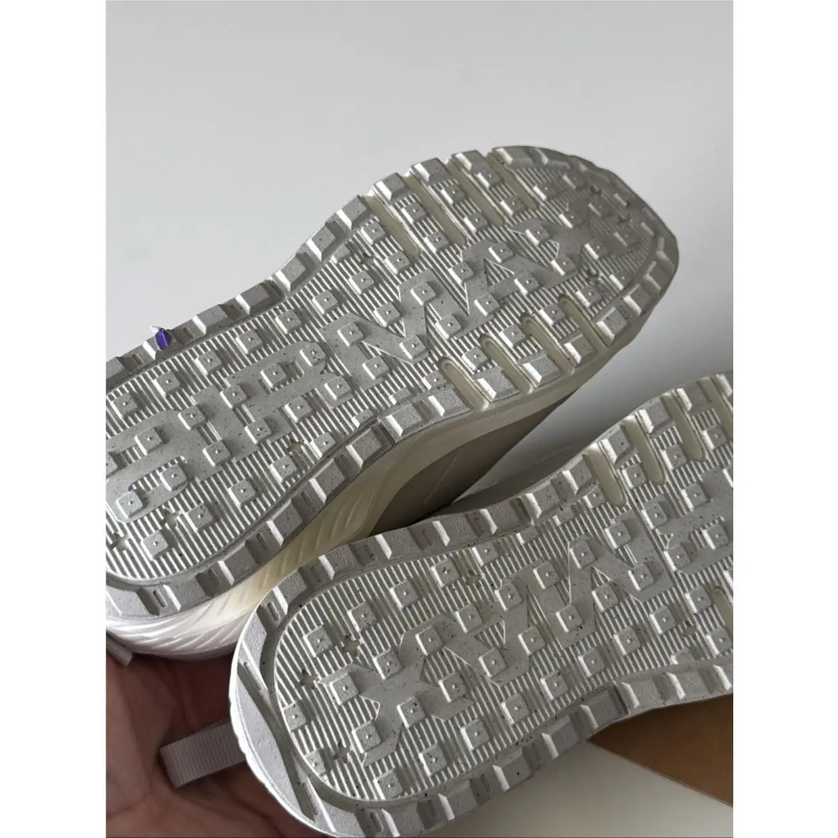 Nike shoes - II9945 - II9945 - Beige (UPC: 198487184921) 5