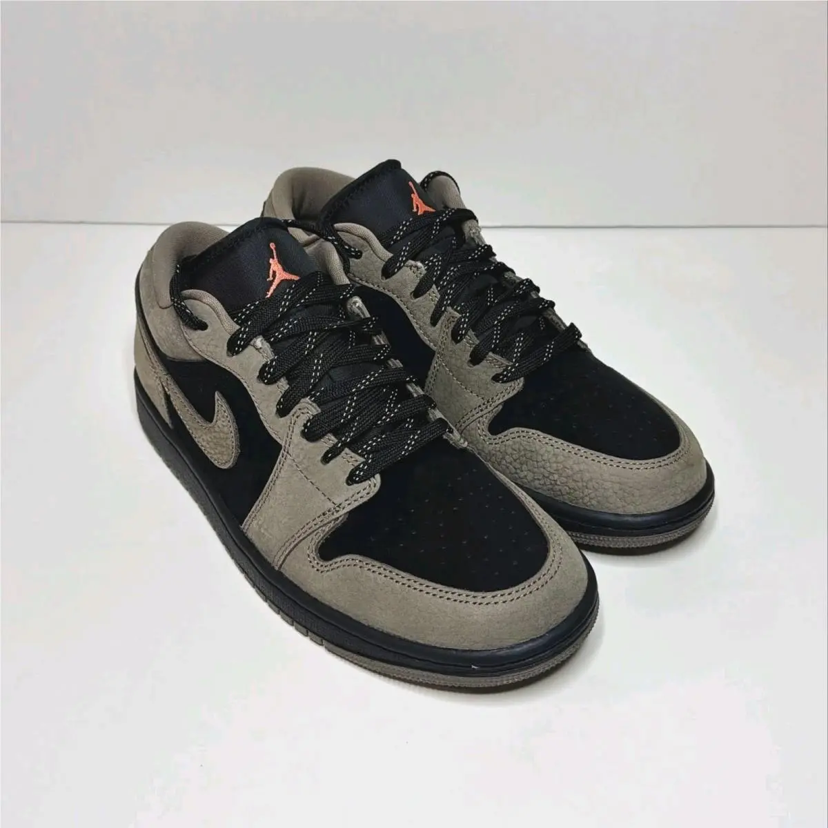 Nike Air Jordan 1 Low SE Black Olive Grey IB7109-005 Men`s Size 8