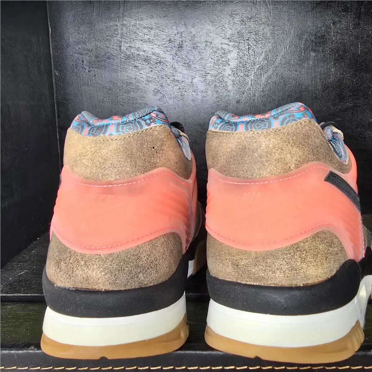 Nike shoes - Air Trainer 3 PRM QS - 709989 201 - Beige 2