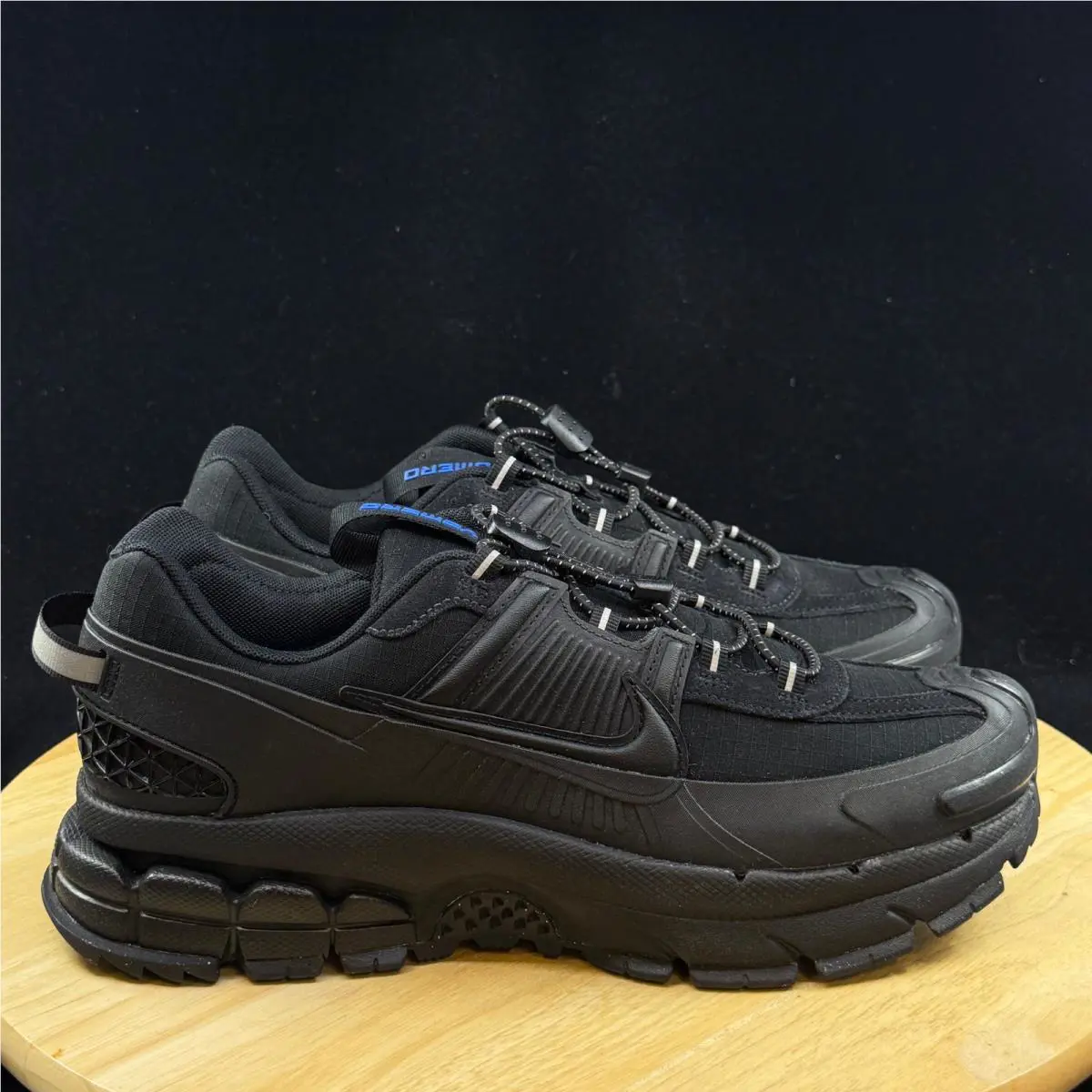Nike shoes - Black 4