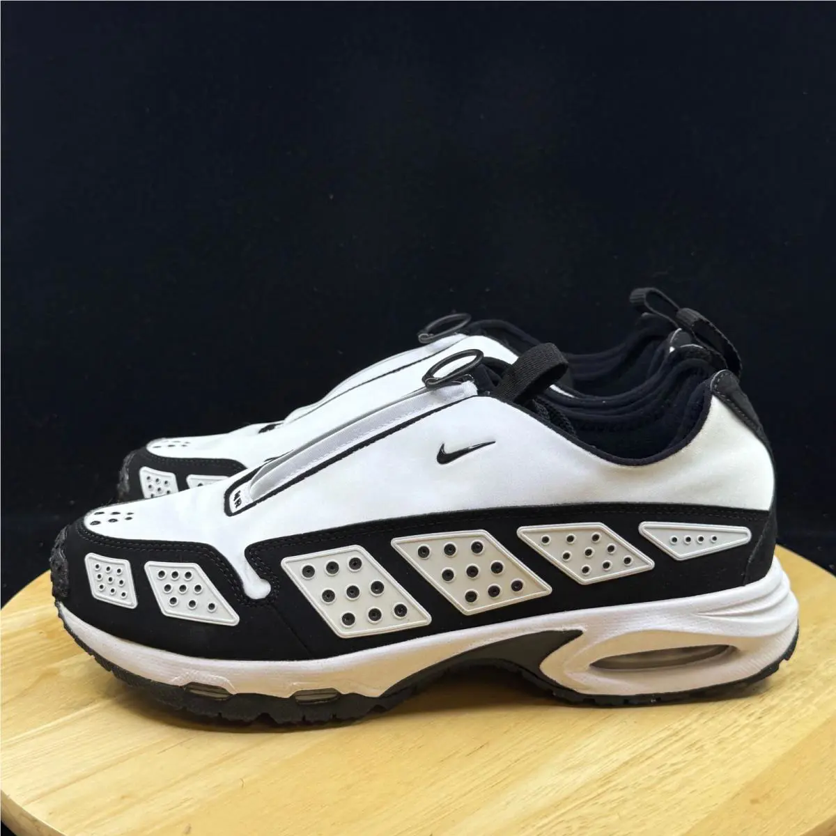 Nike shoes - White 5