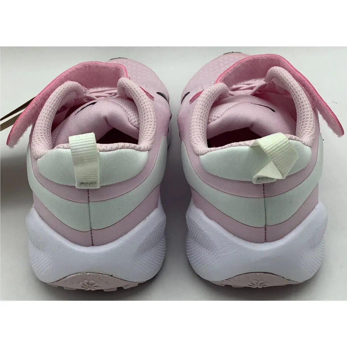 Nike shoes - Pink (UPC: 196969498160) 2