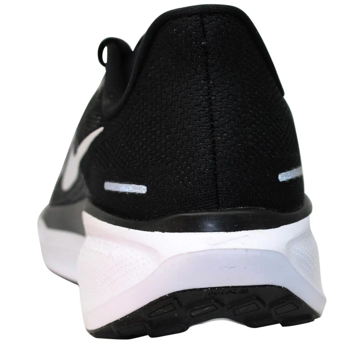 Nike shoes - Black/White (UPC: 197593754523) 1