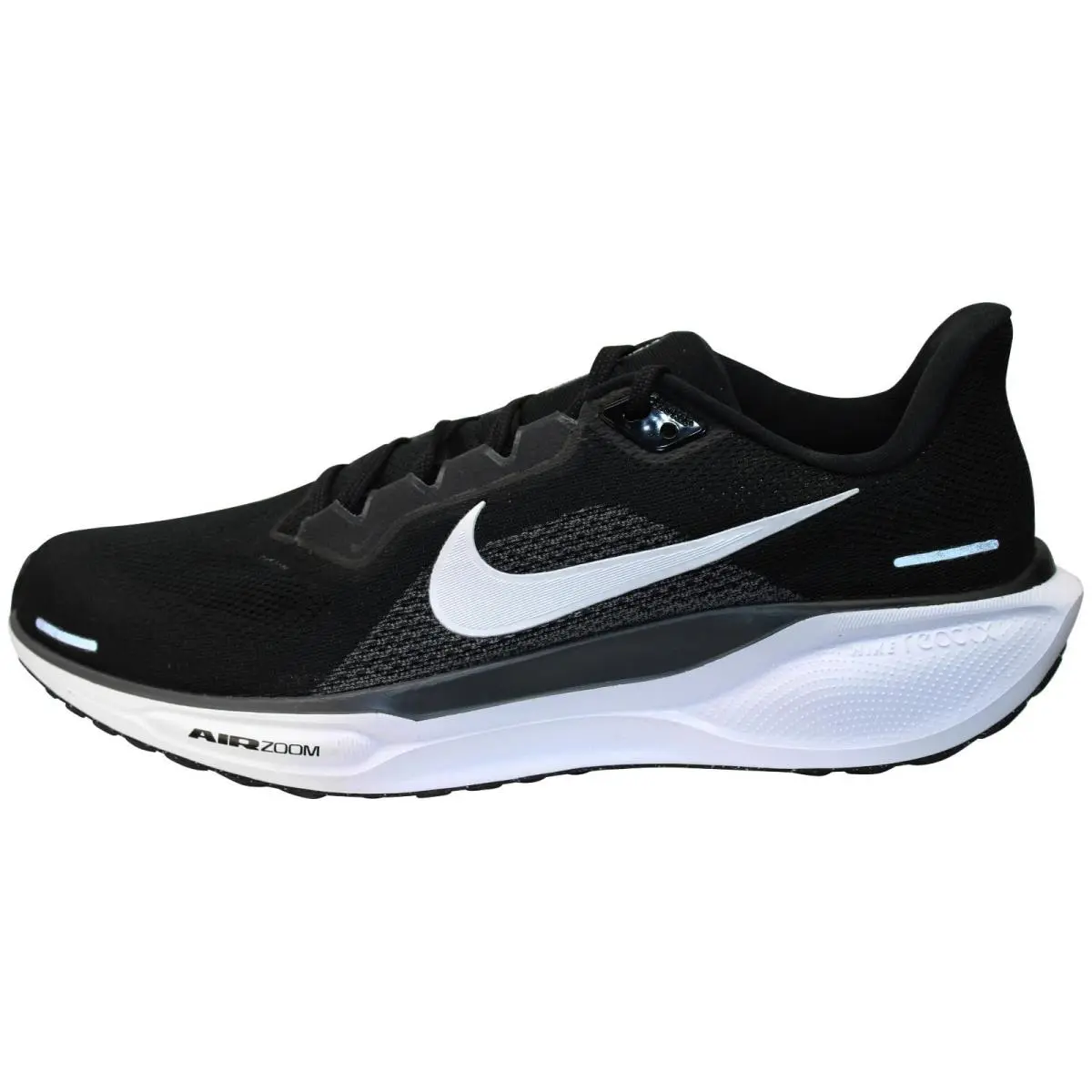 Nike shoes - Black/White (UPC: 197593754523) 2
