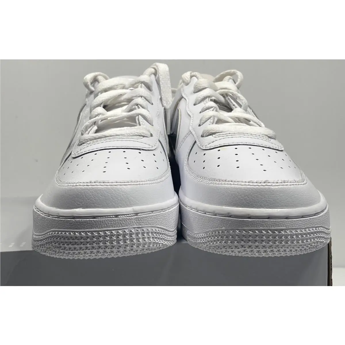 Nike shoes - Air Force BOYS1 - Air Force - WHITE METALLIC SILVER (UPC: 194276115695) 3