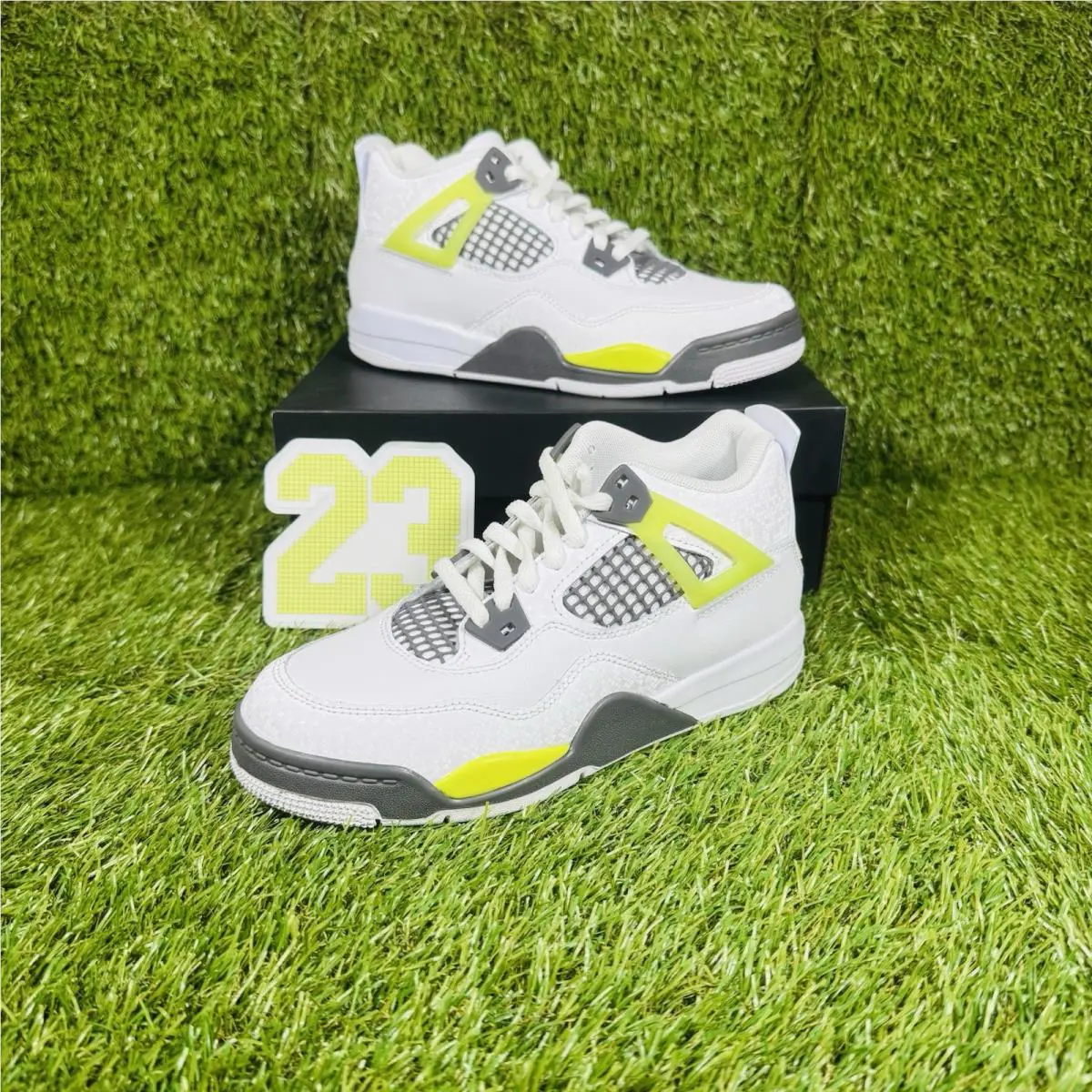 Nike shoes - Air Jordan 4 - Air - White 7