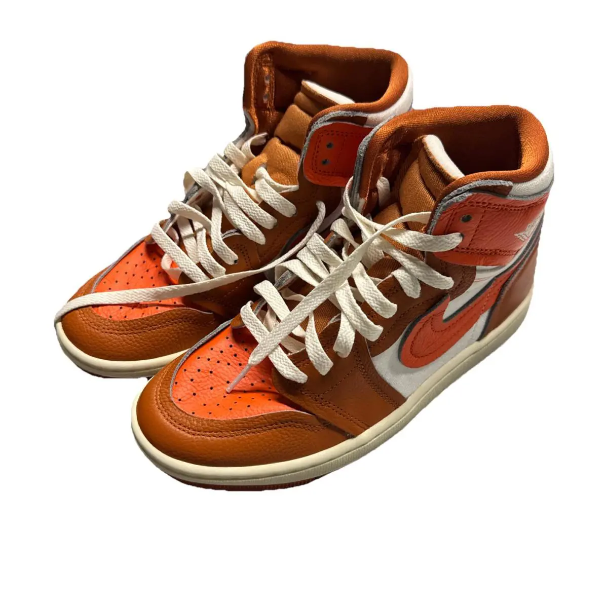 Nike shoes - 1 - FB9891 - Orange 2