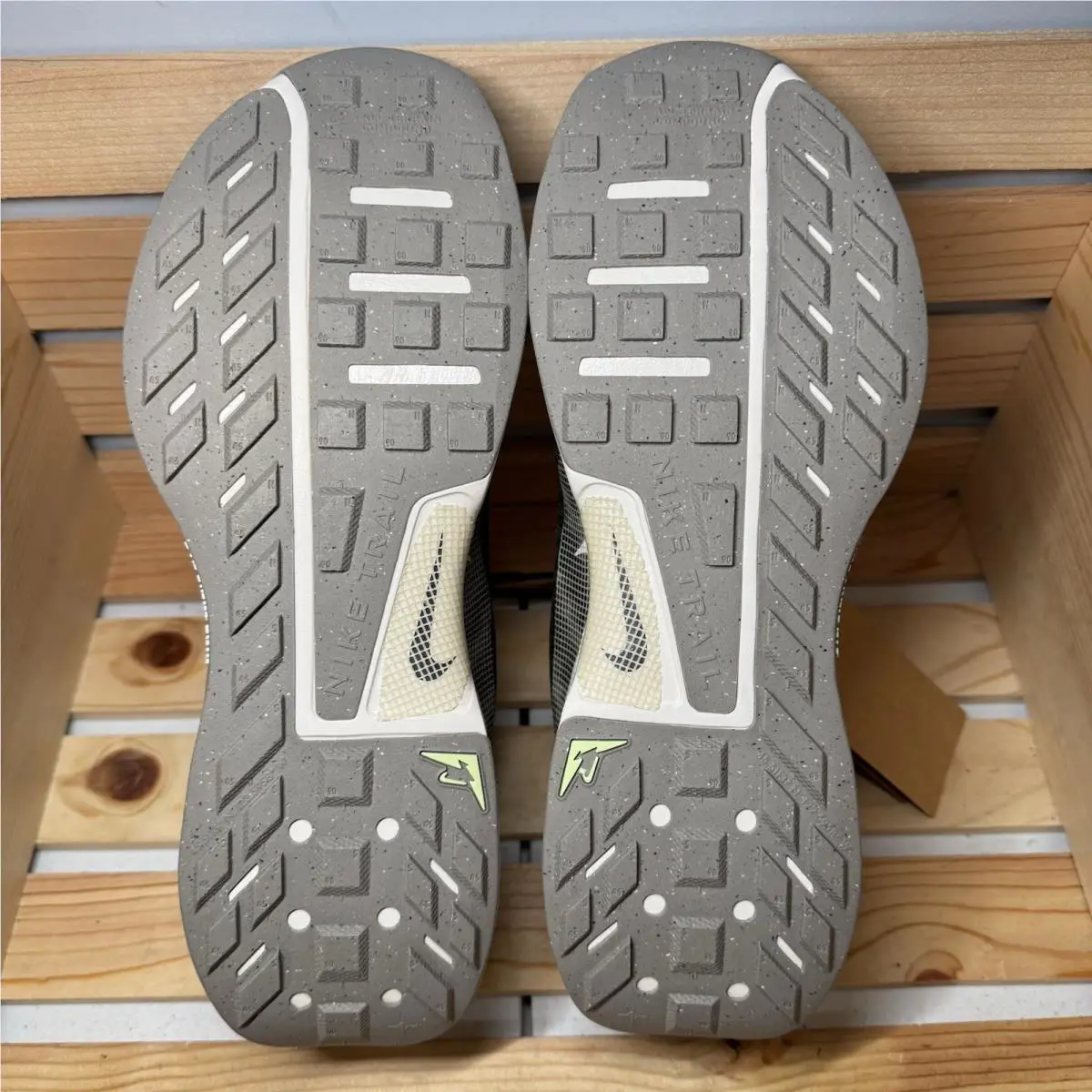 Nike shoes - Juniper Trail 3 - Juniper Trail - FQ0904-301 - Sequoia/White/Onyx 5