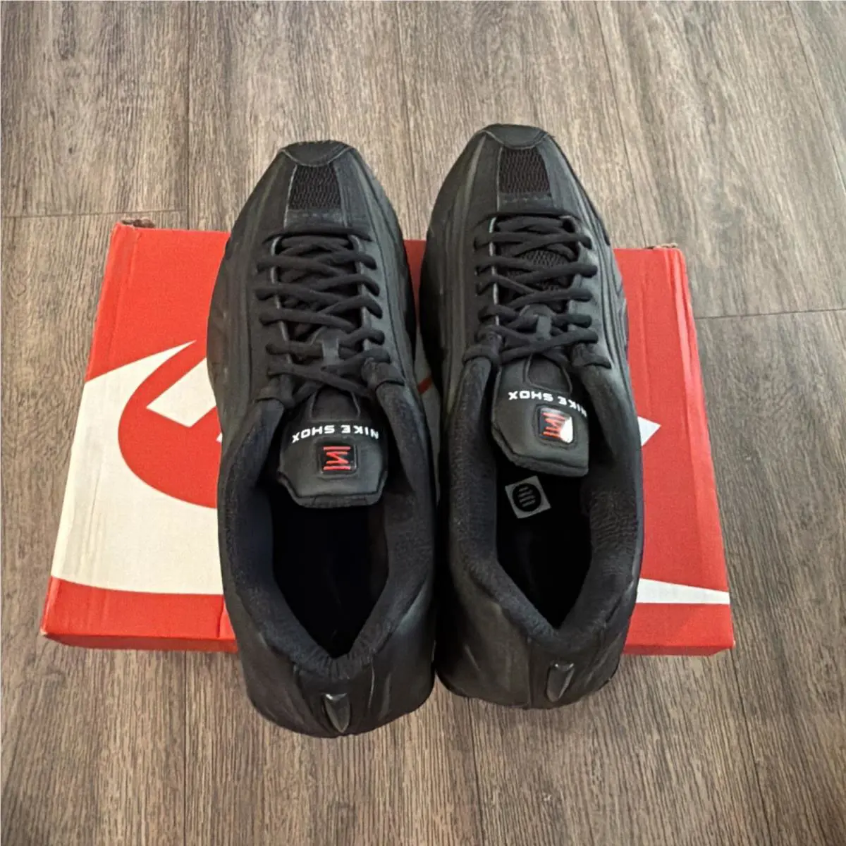 Nike shoes - Black (UPC: 197859087143) 4