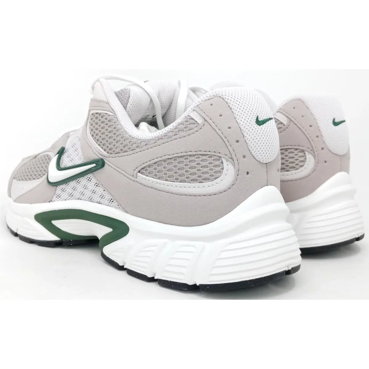 Nike shoes - Nike V5 RNR - RNR - II6292 001 - Light Gray (UPC: 198486263931) 4