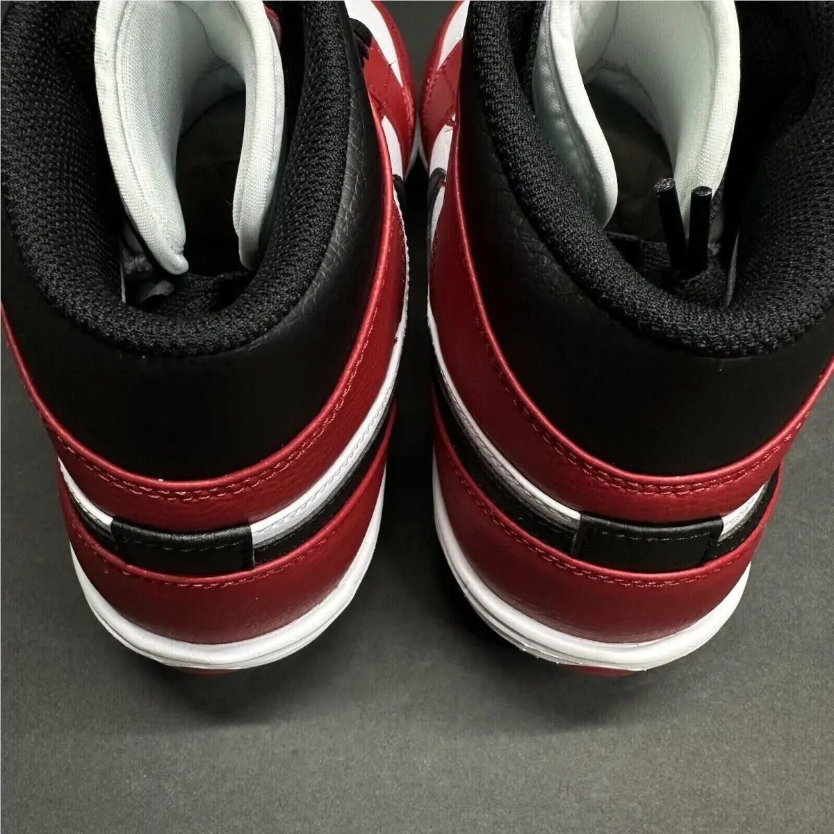 Nike shoes - Red 2