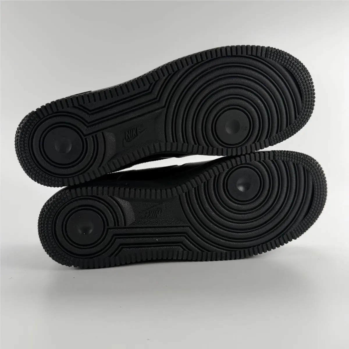 Nike shoes - Nike Air Force 1 `07 - Black 4