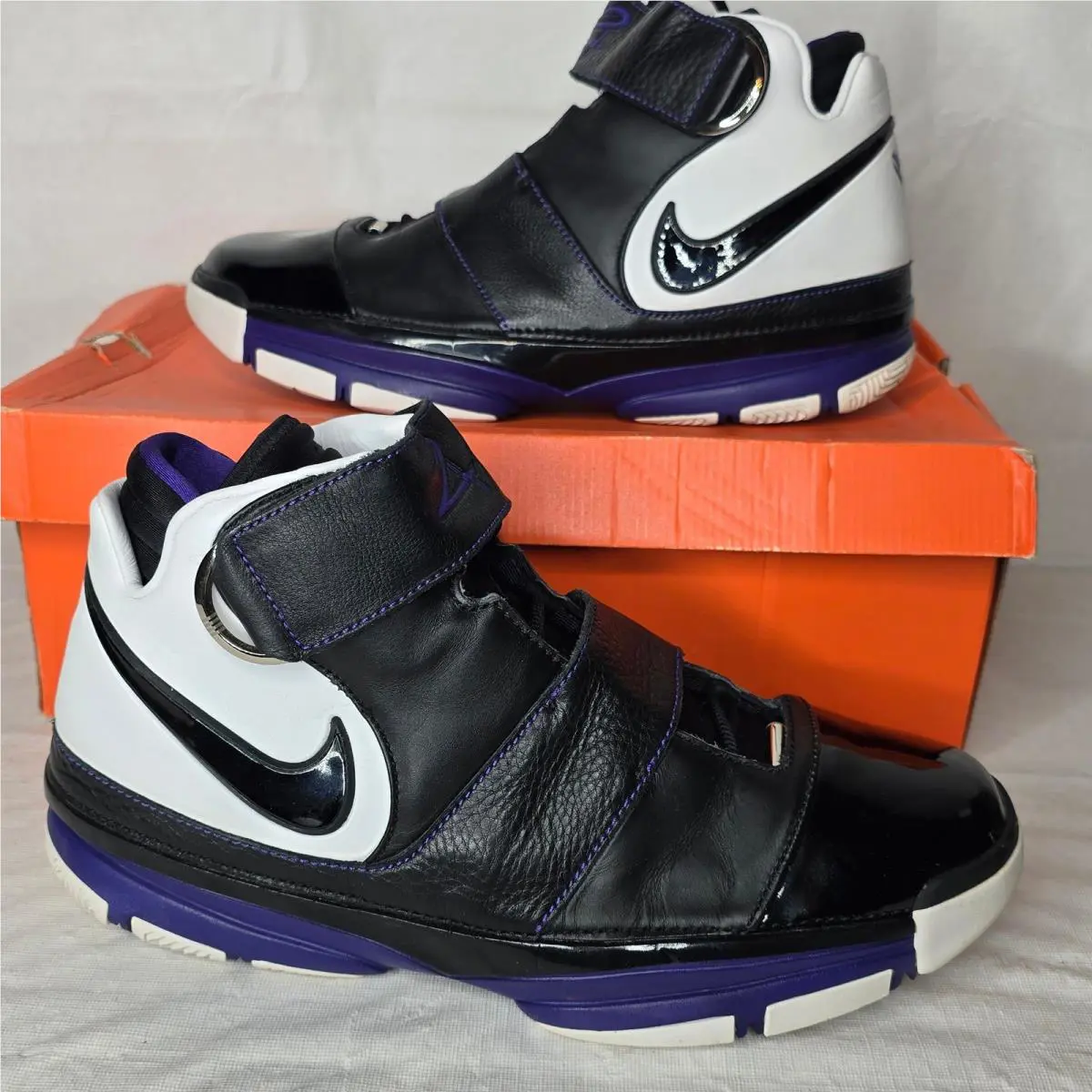 Nike shoes - Nike Zoom LeBron - Zoom LeBron - 316835 001 - Black 0