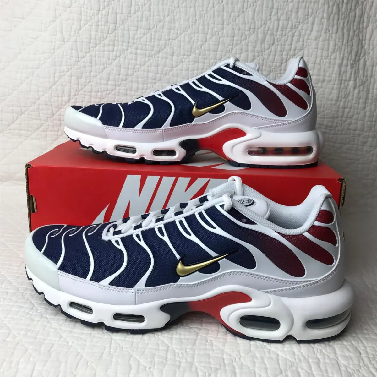 Nike shoes - Nike Air Max Plus - Air Max Plus - FZ4776-100 - White/ Metallic Gold 1