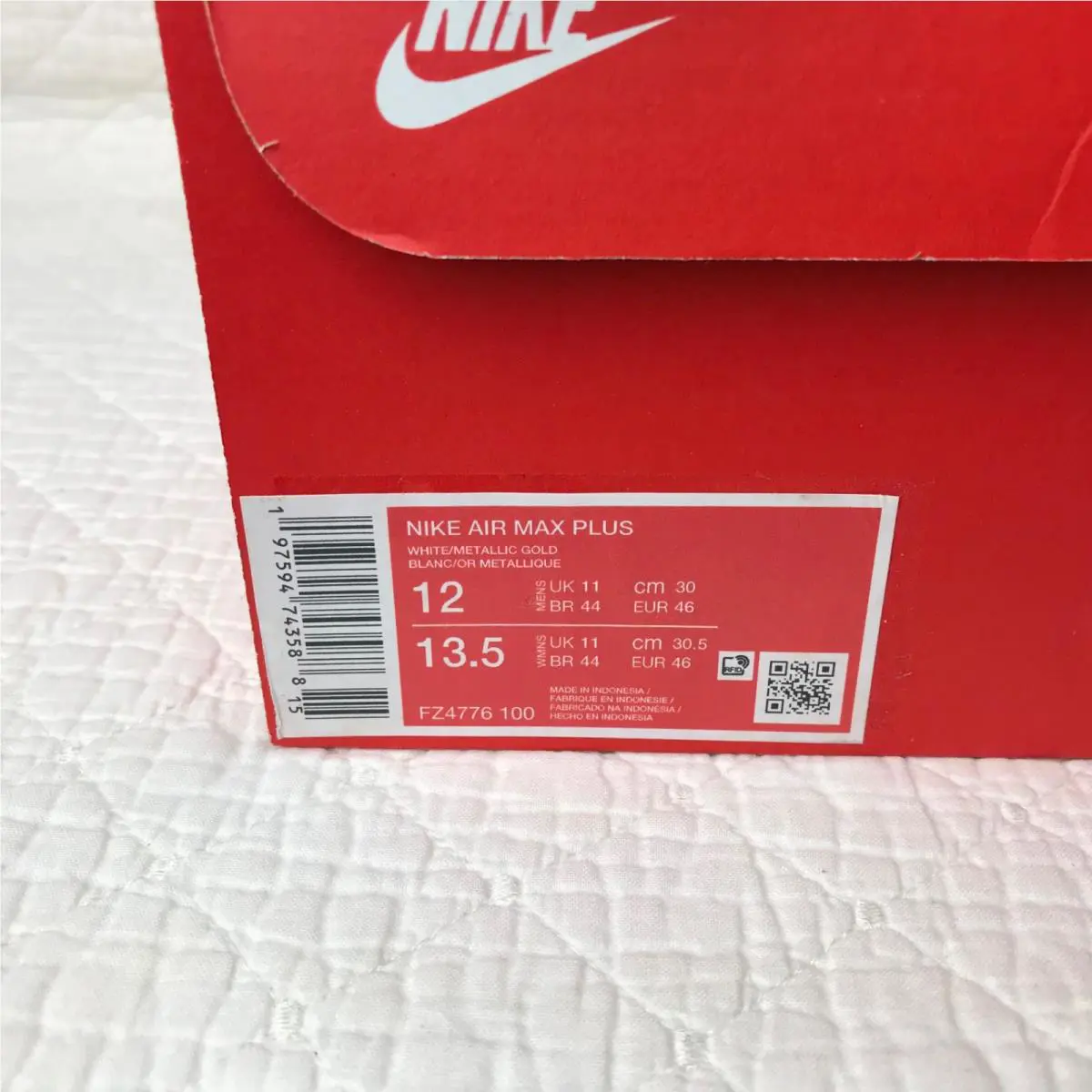 Nike shoes - Nike Air Max Plus - Air Max Plus - FZ4776-100 - White/ Metallic Gold 9