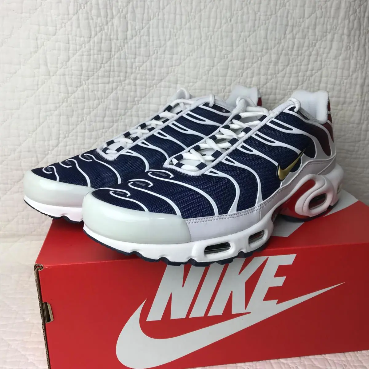 Nike shoes - Nike Air Max Plus - Air Max Plus - FZ4776-100 - White/ Metallic Gold 6